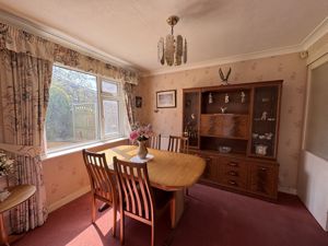 DINING ROOM- click for photo gallery